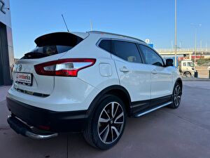 2017 Dizel Otomatik Nissan Qashqai Beyaz Yılmaz Otomotiv Akaryakıt İnşaat Nakliyat Sanayi ve Tic. Ltd. Şti.