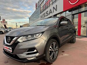 Nissan Qashqai SUV SUV 1.3 DIG-T Sky Pack Plus DCT