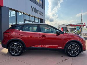 2023 Hybrid Otomatik Nissan Qashqai Kırmızı Yılmaz