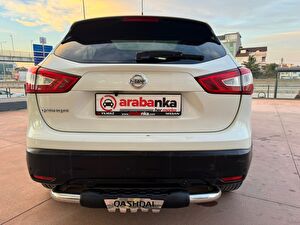 2015 Benzin Otomatik Nissan Qashqai Beyaz Yılmaz Otomotiv Akaryakıt İnşaat Nakliyat Sanayi ve Tic. Ltd. Şti.