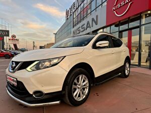 Nissan Qashqai SUV SUV 1.2 DIG-T Sky Pack X-tronic