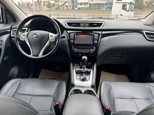 2015 Dizel Otomatik Nissan Qashqai Beyaz Yılmaz Otomotiv Akaryakıt İnşaat Nakliyat Sanayi ve Tic. Ltd. Şti.