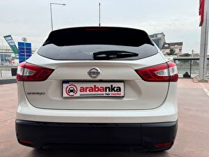 2015 Dizel Otomatik Nissan Qashqai Beyaz Yılmaz Otomotiv Akaryakıt İnşaat Nakliyat Sanayi ve Tic. Ltd. Şti.