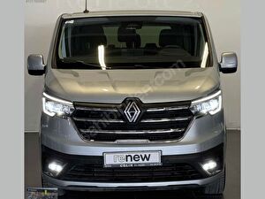 2025 Dizel Otomatik Renault Trafic Gri Çelik