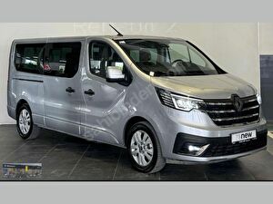 2025 Dizel Otomatik Renault Trafic Gri Çelik