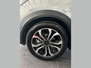 2025 Benzin Otomatik Ford Puma Gri Çelik