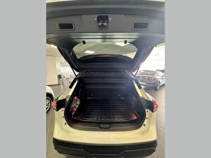 2023 Hybrid Otomatik Nissan Qashqai Beyaz Çelik