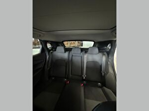 2023 Hybrid Otomatik Nissan Qashqai Beyaz Çelik