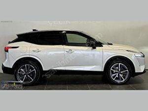 2023 Hybrid Otomatik Nissan Qashqai Beyaz Çelik