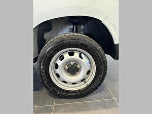 2024 Dizel Manuel Dacia Duster Beyaz Çelik