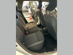 2024 Dizel Manuel Dacia Duster Beyaz Çelik