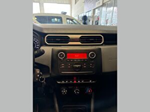 2024 Dizel Manuel Dacia Duster Beyaz Çelik