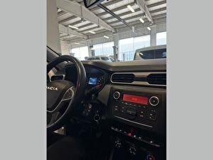 2024 Dizel Manuel Dacia Duster Beyaz Çelik