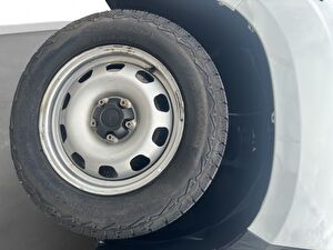 2024 Dizel Manuel Dacia Duster Beyaz Çelik