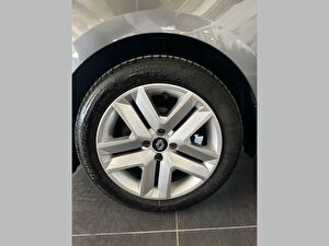 2025 Benzin Otomatik Renault Clio Gri Çelik