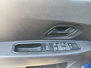 2024 Benzin Otomatik Renault Taliant Mavi Çelik