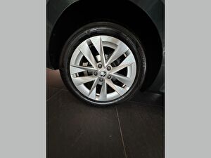 2021 Hybrid Otomatik Skoda Octavia Gri Çelik