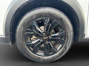 2025 Benzin Otomatik Dacia Sandero Stepway Beyaz Çelik