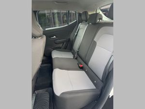 2025 Benzin Otomatik Dacia Sandero Stepway Beyaz Çelik