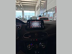 2022 Dizel Manuel Fiat Egea Cross Beyaz Çelik