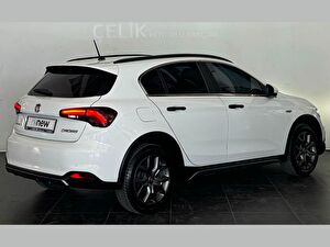 2022 Dizel Manuel Fiat Egea Cross Beyaz Çelik