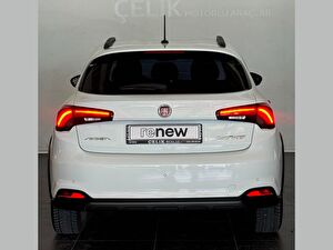 2022 Dizel Manuel Fiat Egea Cross Beyaz Çelik