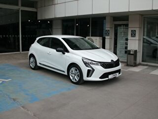 2024 Benzin Otomatik Renault Clio Beyaz Yusuf Baysal Otomotiv Sanayi Ve Ticaret Anonim Şirketi