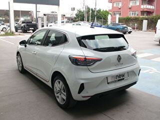 2024 Benzin Otomatik Renault Clio Beyaz Yusuf Baysal Otomotiv Sanayi Ve Ticaret Anonim Şirketi