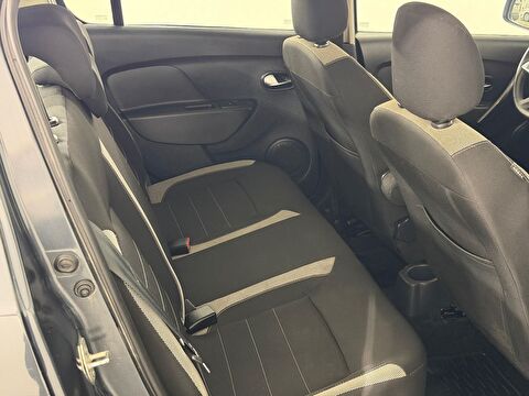 dacia, sandero, 0.9 tce stepway easy-r, otomatik, benzin 2.el otomobil | renew 15