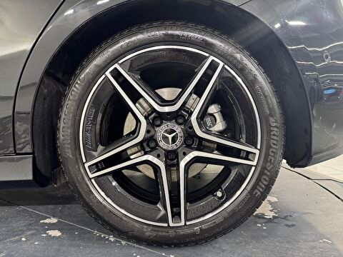 mercedes-benz, a serisi, a 200 hybrid amg 7g-dct, otomatik, benzin 2.el otomobil | renew 32