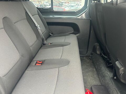 renault, trafic combi, 5+1 grand confort 2.0 blue dci eag9 170 bg, otomatik, dizel 2.el otomobil | renew 12