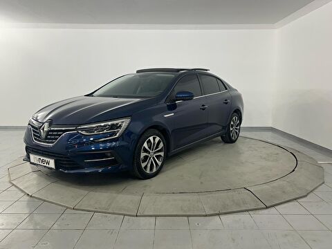 Sedan 1.3 TCe Icon EDC, 2. el otomobil | renew