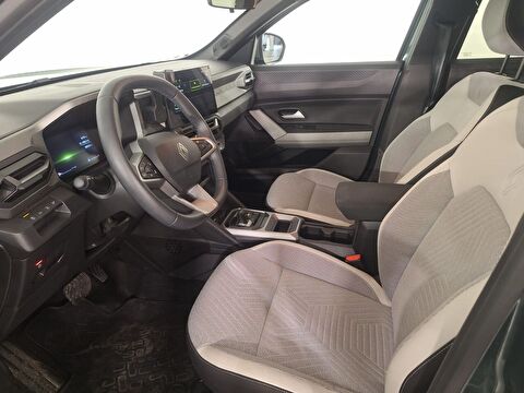 renault, duster, suv 1.3 tce techno edc, otomatik, benzin 2.el otomobil | renew 27