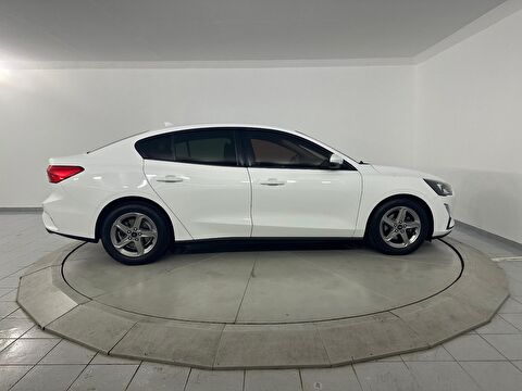 ford, focus, sedan 1.5 tdcı ecoblue trend x otomatik, otomatik, dizel 2.el otomobil | renew 5