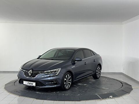 Sedan 1.3 TCe Icon EDC, 2. el otomobil | renew