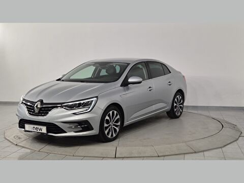 Sedan 1.3 TCe Icon EDC, 2. el otomobil | renew