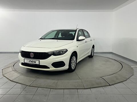 Sedan 1.6 MultiJet Easy DCT, 2. el otomobil | renew