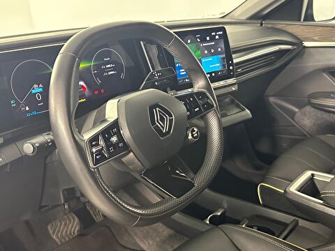 renault, megane e-tech, crossover ev60 ıconic otomatik, otomatik, elektrik 2.el otomobil | renew 18