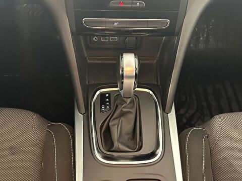 renault, megane, sedan 1.3 tce touch edc, otomatik, benzin 2.el otomobil | renew 19