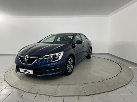 Sedan 1.3 TCe Touch EDC, 2. el otomobil | renew