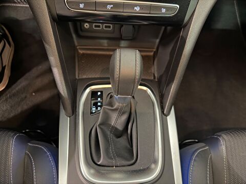 renault, megane, sedan 1.3 tce ıcon edc, otomatik, benzin 2.el otomobil | renew 29