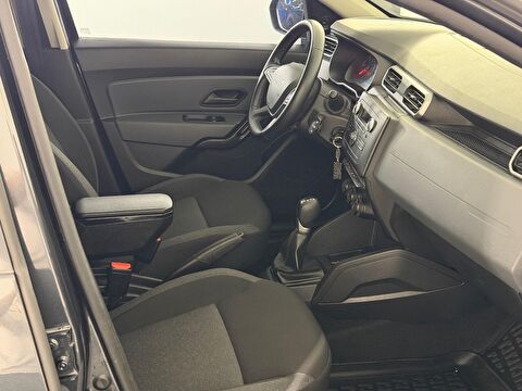 dacia, duster, 1.3 turbo essential edc 4x2, otomatik, benzin 2.el otomobil | renew 12