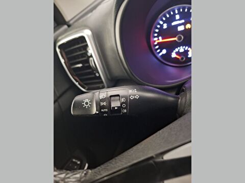 kia, sportage, 1.6l crdı elegance konfor 4x2 dct, otomatik, dizel 2.el otomobil | renew 19