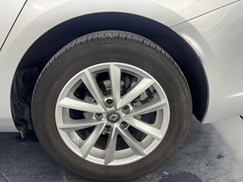 renault, megane, sedan 1.5 bluedci ıcon edc, otomatik, dizel 2.el otomobil | renew 26