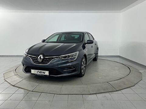 Sedan 1.3 TCe Icon EDC, 2. el otomobil | renew