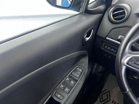 renault, zoe, hatchback 80 kw z.e 50 ıntense cvt, otomatik, elektrik 2.el otomobil | renew 35