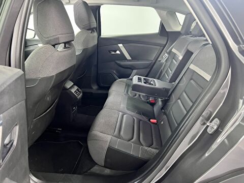 citroen, c4 x, crossover 1.2 puretech shine bold eat8, otomatik, benzin 2.el otomobil | renew 23