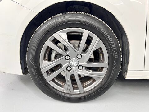 peugeot, 208, hatchback 1.2 puretech prime eat8, otomatik, benzin 2.el otomobil | renew 15