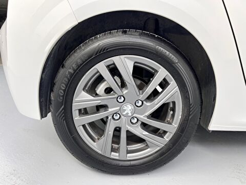 peugeot, 208, hatchback 1.2 puretech prime eat8, otomatik, benzin 2.el otomobil | renew 17