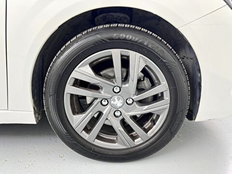 peugeot, 208, hatchback 1.2 puretech prime eat8, otomatik, benzin 2.el otomobil | renew 16